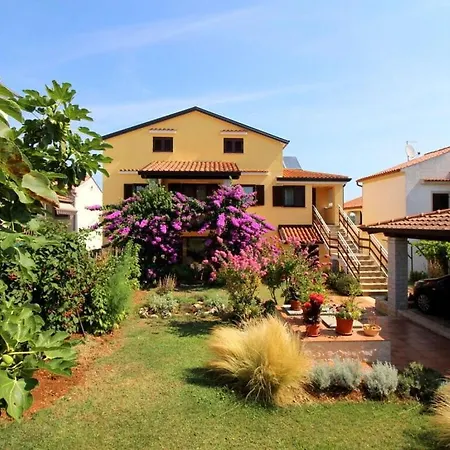 Tancel Comfortable Holiday Porec